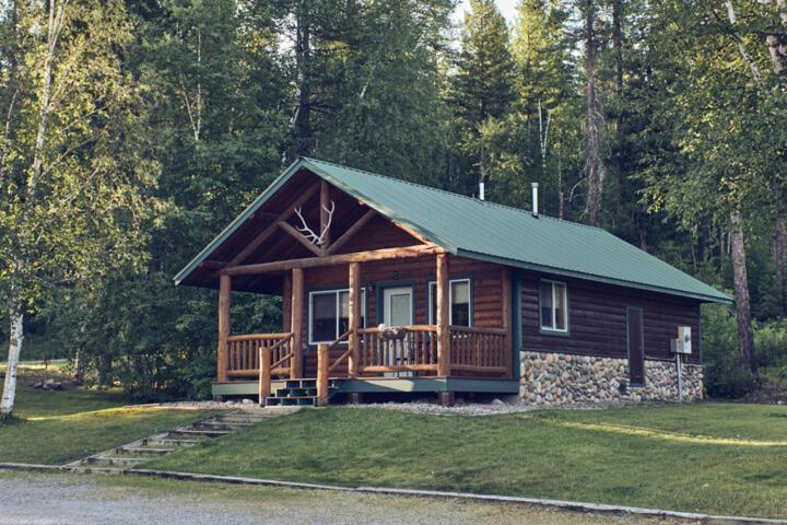 Paddle Ridge Villa West Glacier Bagian luar foto