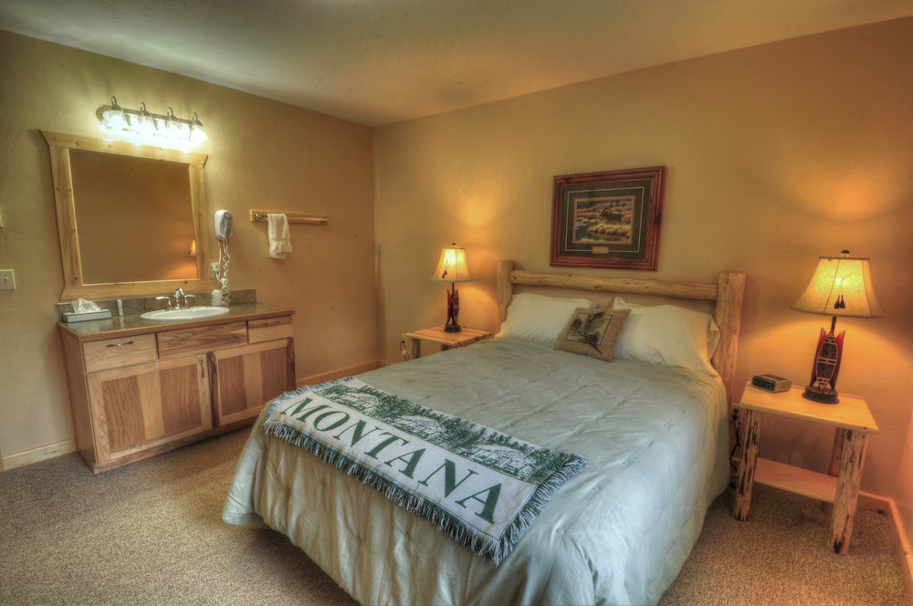 Paddle Ridge Villa West Glacier Bagian luar foto