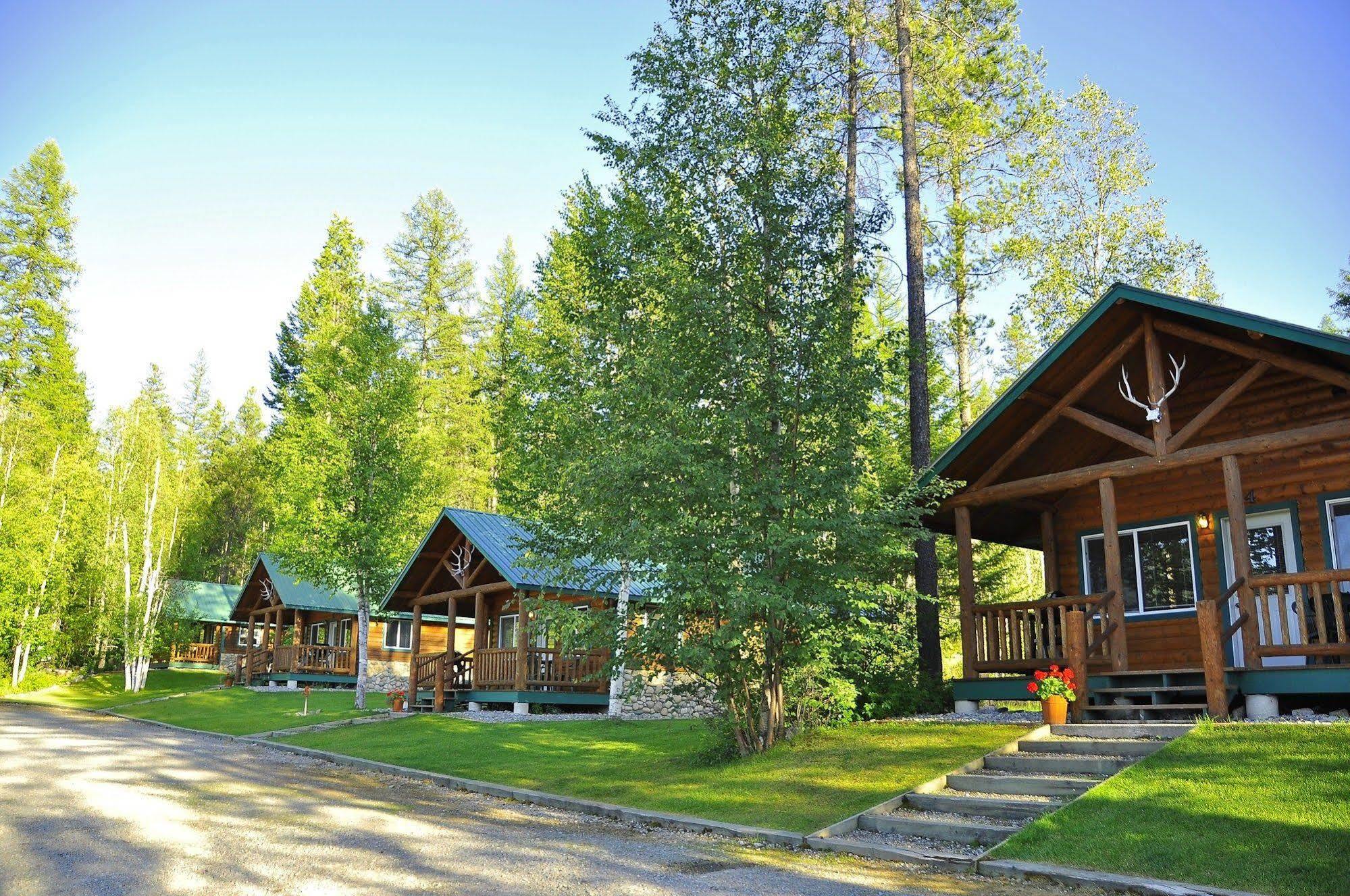 Paddle Ridge Villa West Glacier Bagian luar foto