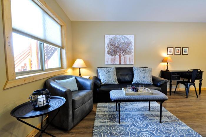 Paddle Ridge Villa West Glacier Bagian luar foto